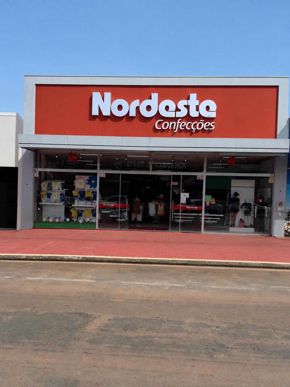 Fachada da loja Nordeste Confecções em Sinop